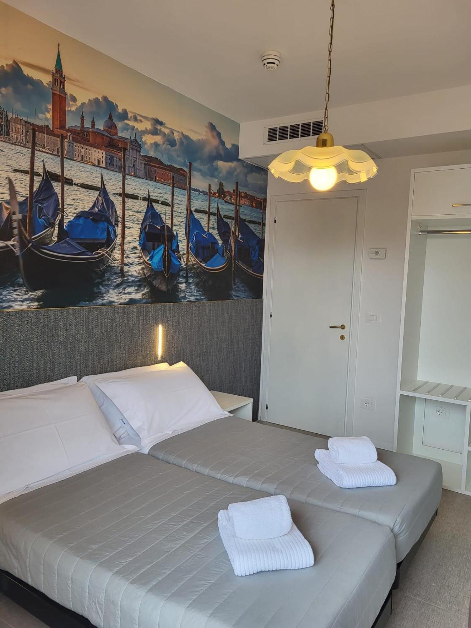 Piccadilly 3*